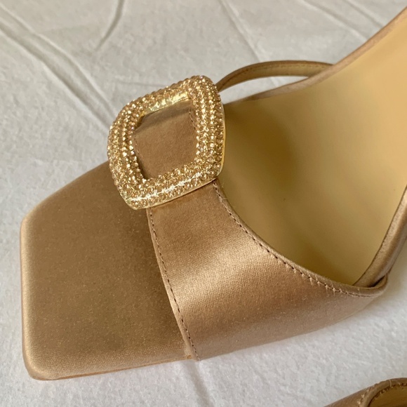 Badgley Mischka Judith Pumps in Clay US9 - Picture 7 of 14